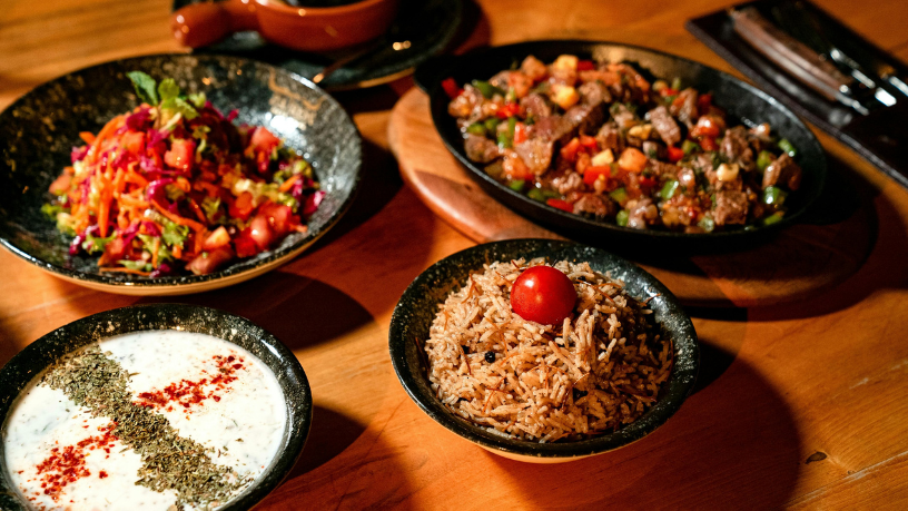 Inteligência artificial transforma restaurantes em 2026: por que a tecnologia virou ingrediente essencial da alta gastronomia